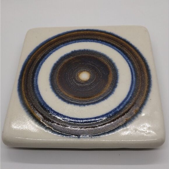 Evangel Pottery Trivet - Picture 1 of 4